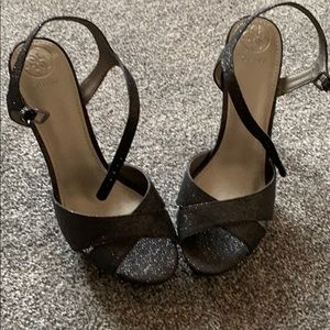 Guess Black Sparkly Jordie Heel Size 9.5